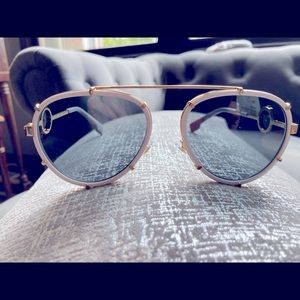 Versace woman’s brow bar aviator (white) grey lenses. 60 mm authentic